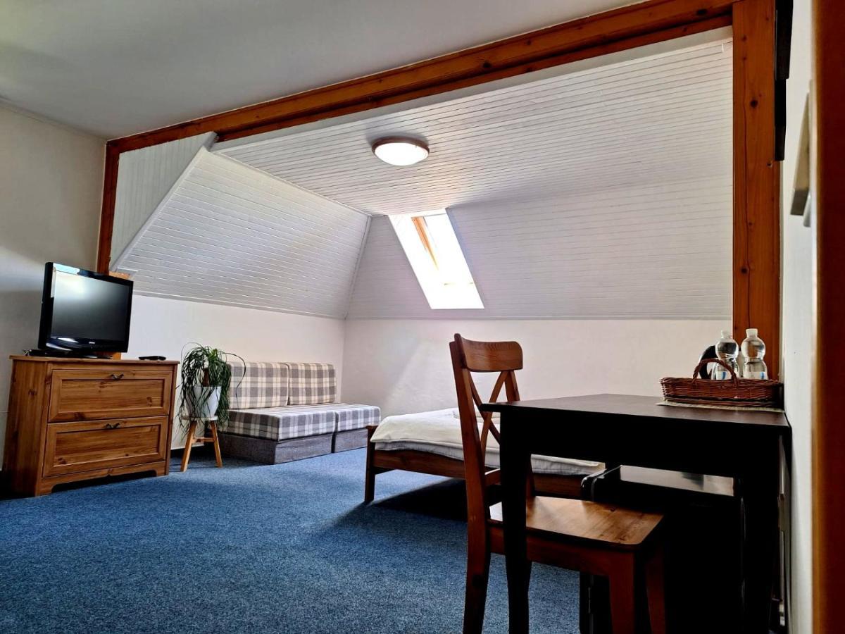 Vila Fenix B&B Rózsahegy Kültér fotó