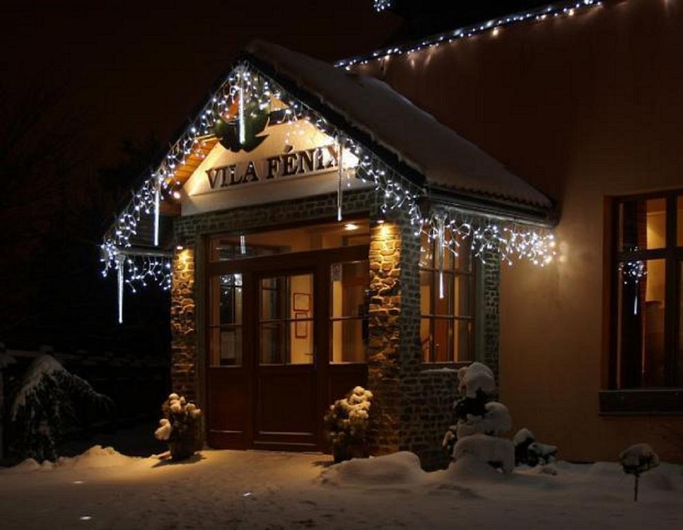 Vila Fenix B&B Rózsahegy Kültér fotó